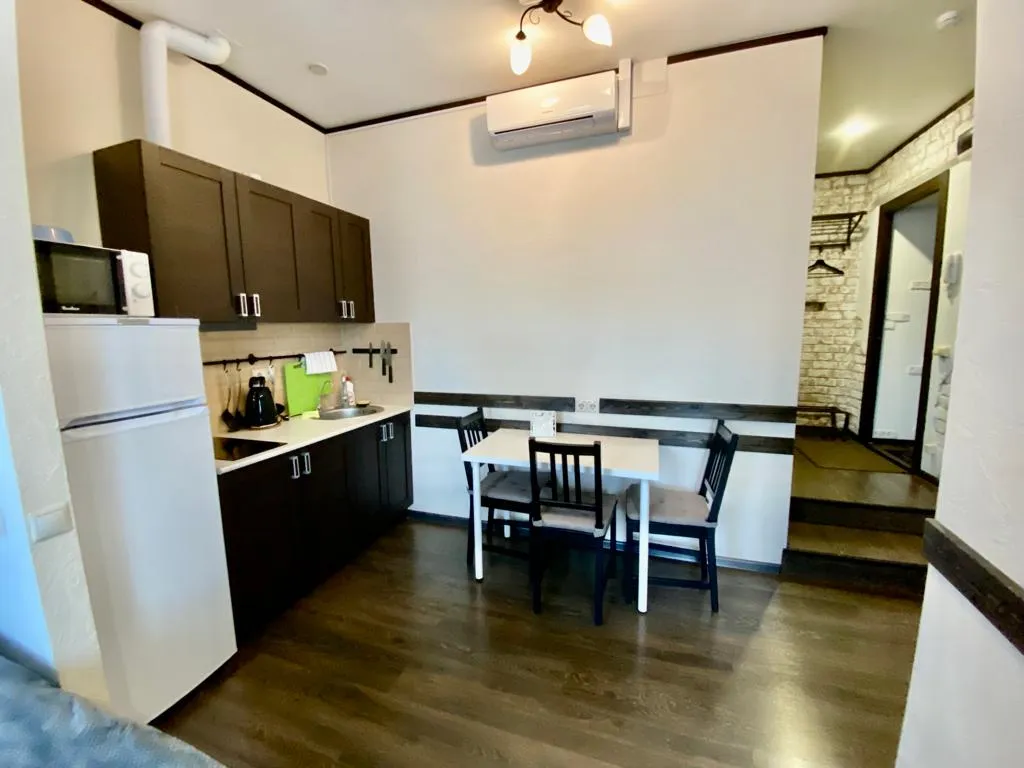 Квартира-студия на троих