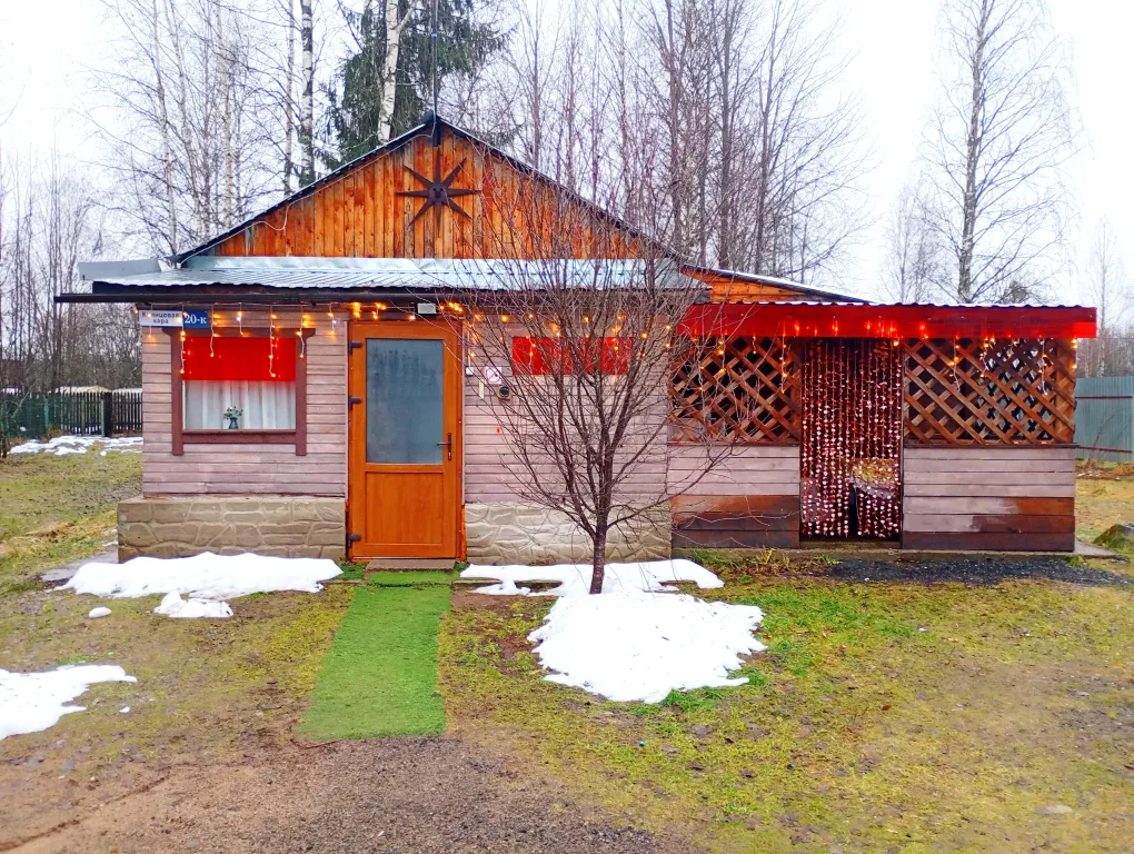 Коттедж Домик в лесу с баней — Лодейное Поле