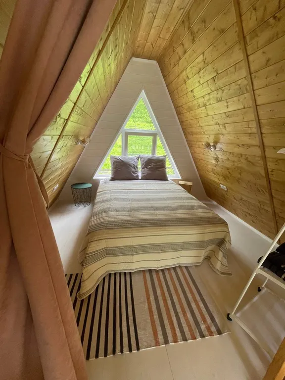 Коттедж Модерн рядом с рестораном "Долина Солнца"