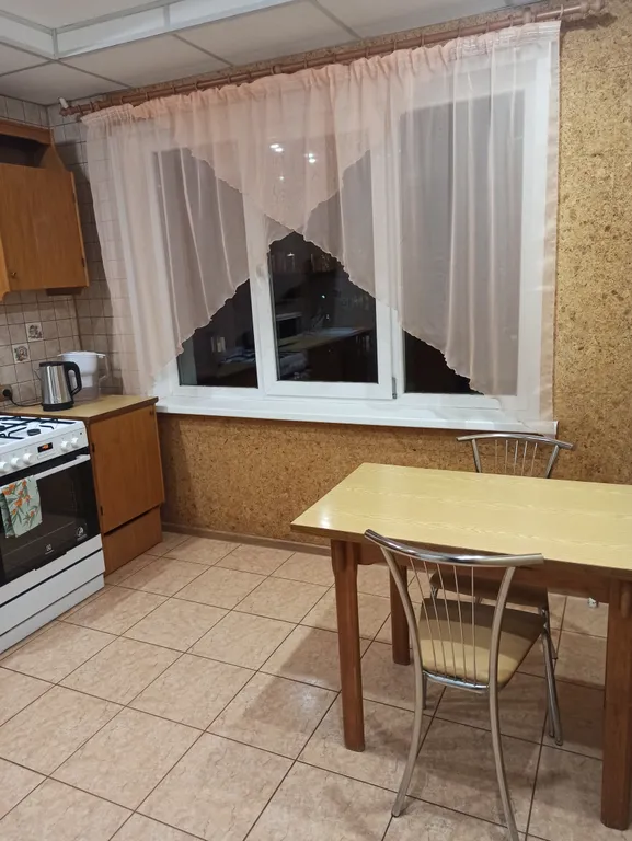 Просторная квартира, микрорайон Восток