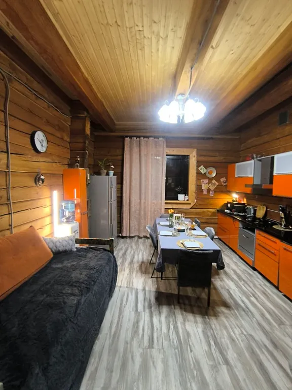 Атмосферный уютный экокоттедж из кедра с прудом