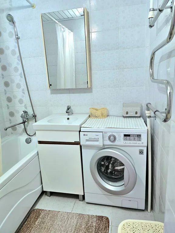 Трёхкомнатная с видом на море и горы