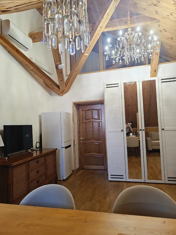 Четырехместный семейный номер с четырьмя кроватями в мансарде