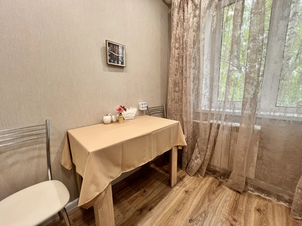 Тихий рассвет на Георгия Димитрова