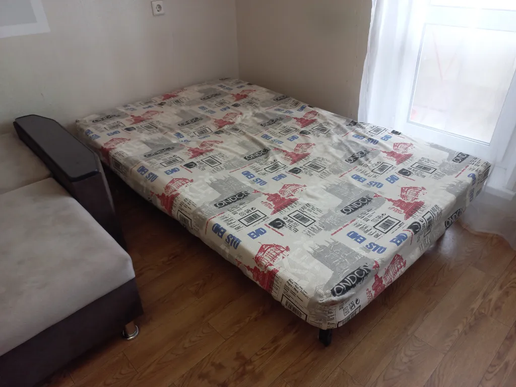 Светлая, уютная квартира вблизи Железнодорожной больницы