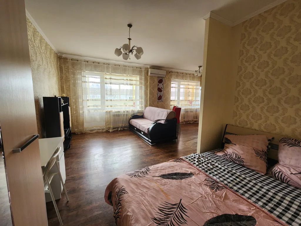 Уютная современная квартира в центре района Харгора