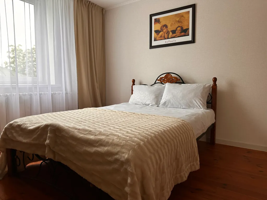 Просторная студия с видом на старинный Гродно