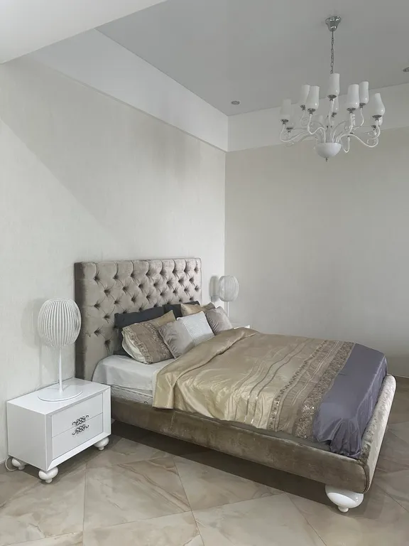 Большая студия с видом на море