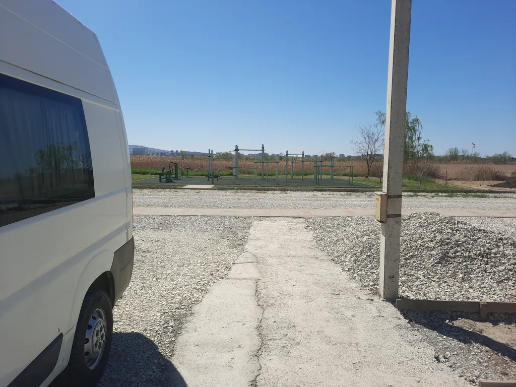 Домик у моря