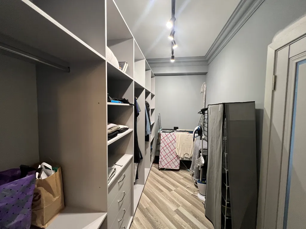 Уютная квартира с дизайнерским ремонтом у поющего фонтана