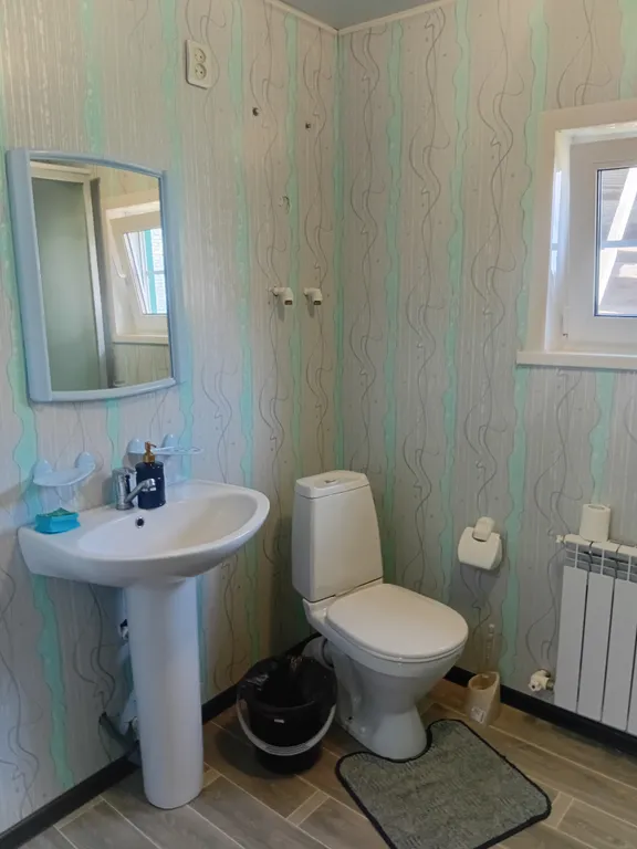 в ПУГАЧЕВЕ .Уютный частный дом с парковкой, тихий район