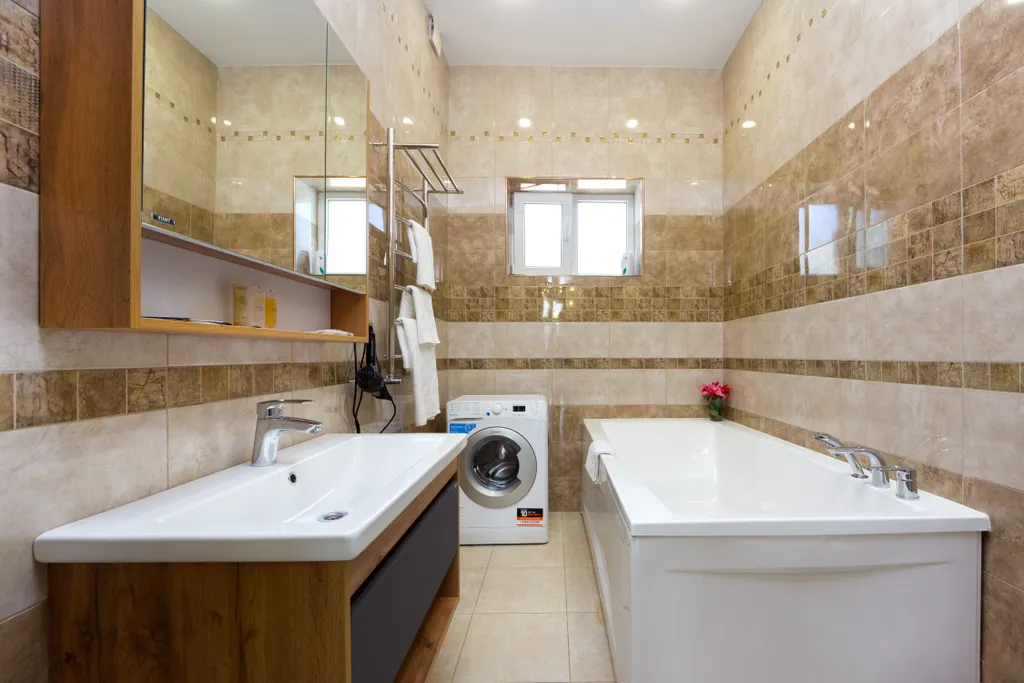 Новый коттедж c 9-ю спальнями бассейном и верандой