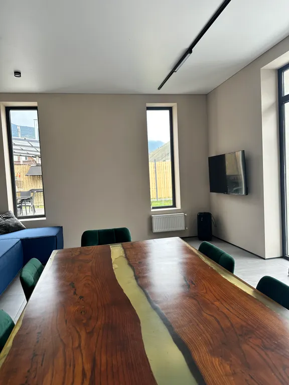 Уютный дом с видом на горы в Верхнем Фиагдоне