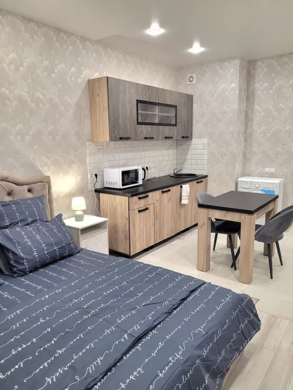 Квартира Квартира Шикарная студия в центре Взлетки — Красноярск