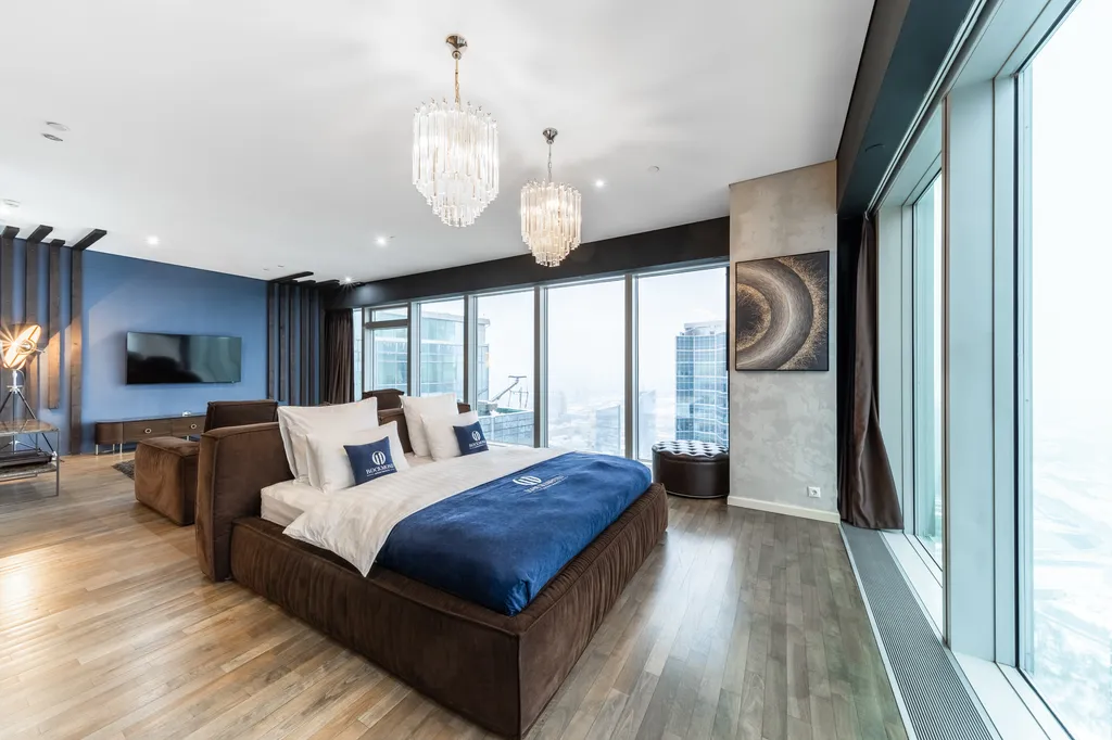 Deluxe jacuzzi 64 floor