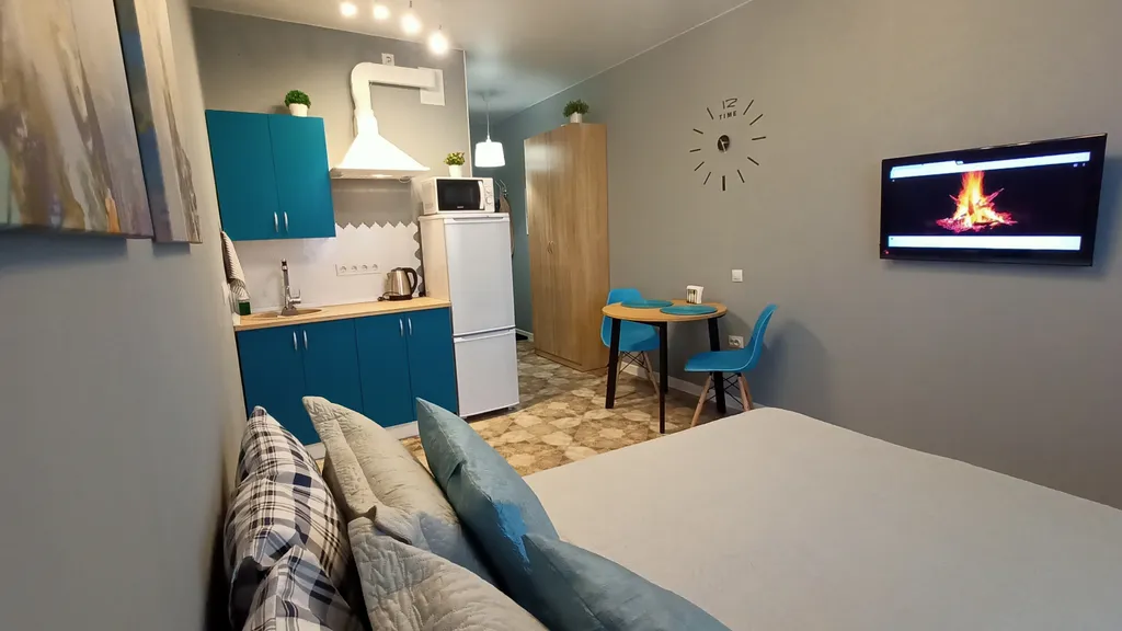 Уютная студия на Заполярной рядом с микрохирургией глаза, ККБ №2