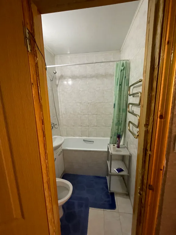 Уютная двухкомнатная квартира в центре Домбая