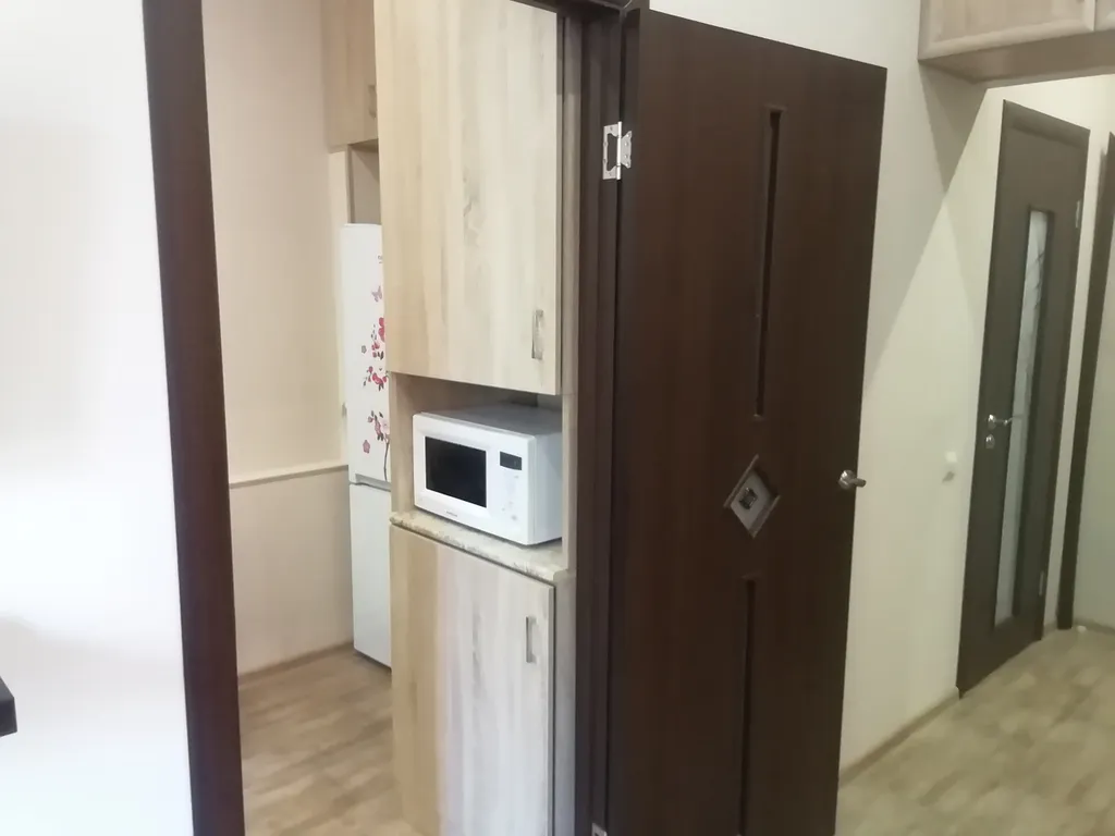 Квартира у моря, с видом на озеро и сосновый бор