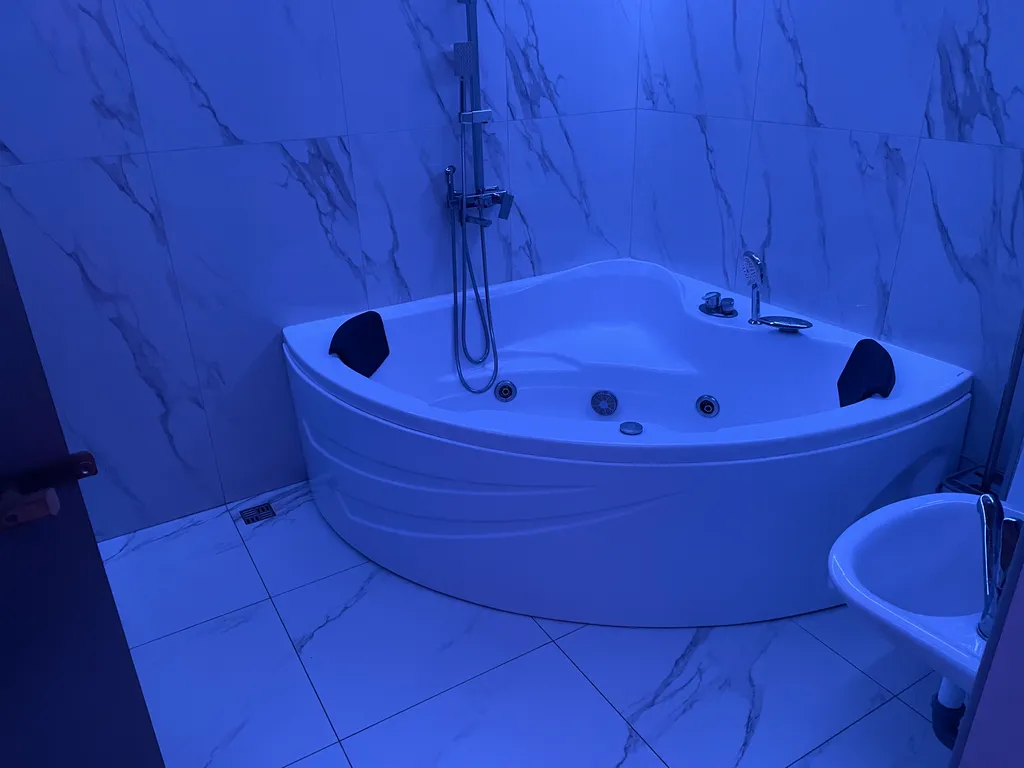 Коттедж Коттедж С сауной на дровах и «красной» комнатой — Санкт-Петербург