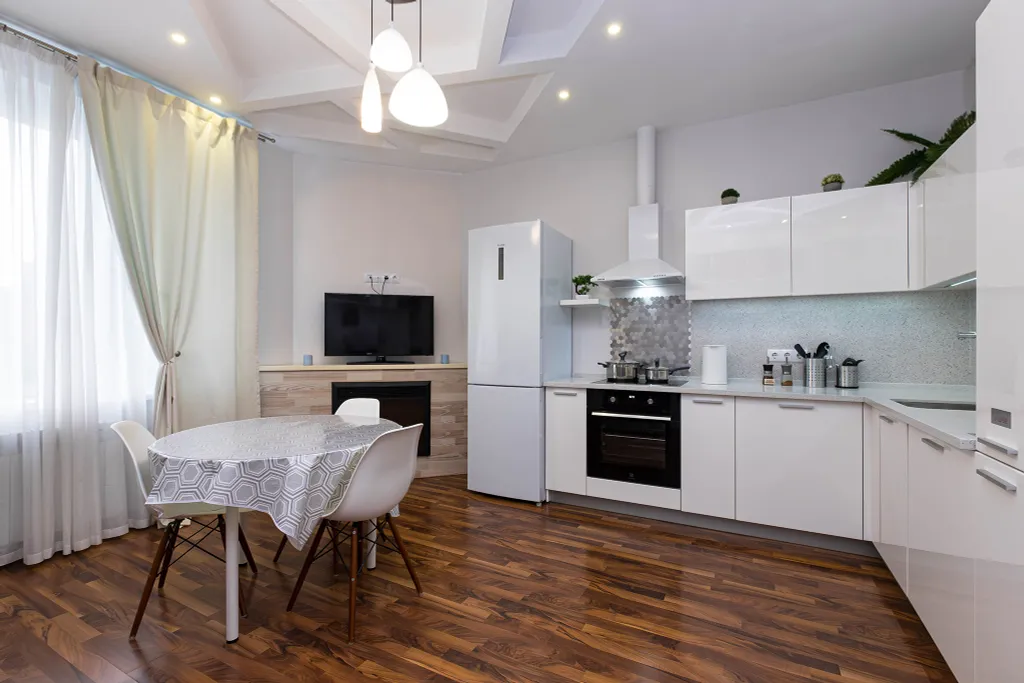 Большая семейная трёшка студия с видом на Обь и своей набережной