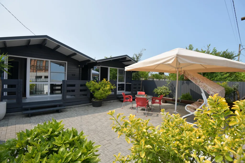 Коттедж Коттедж в центре города — Сухум