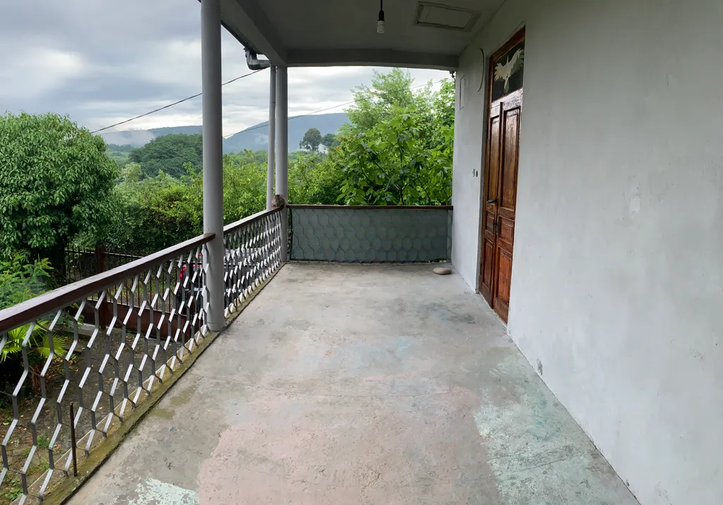 Квартира Уютная комната в хостеле Морские Вершины с видом на море и горы — Сухум