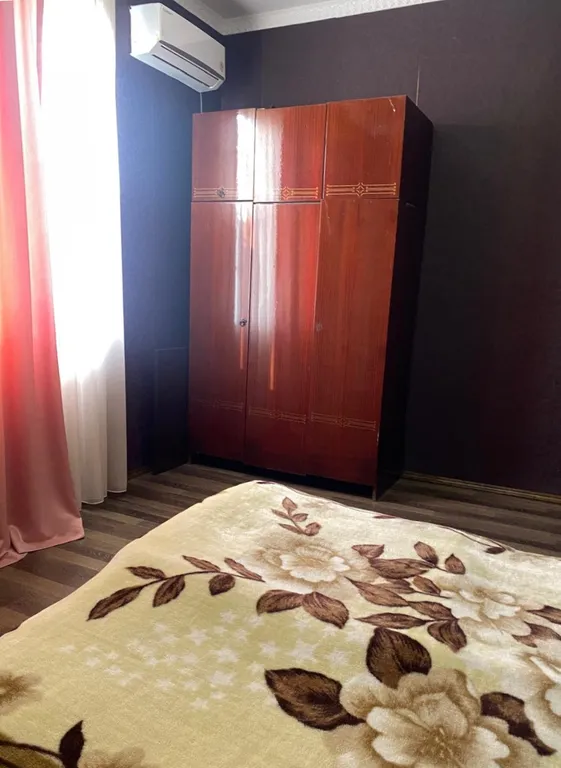 6-комнатный Дом