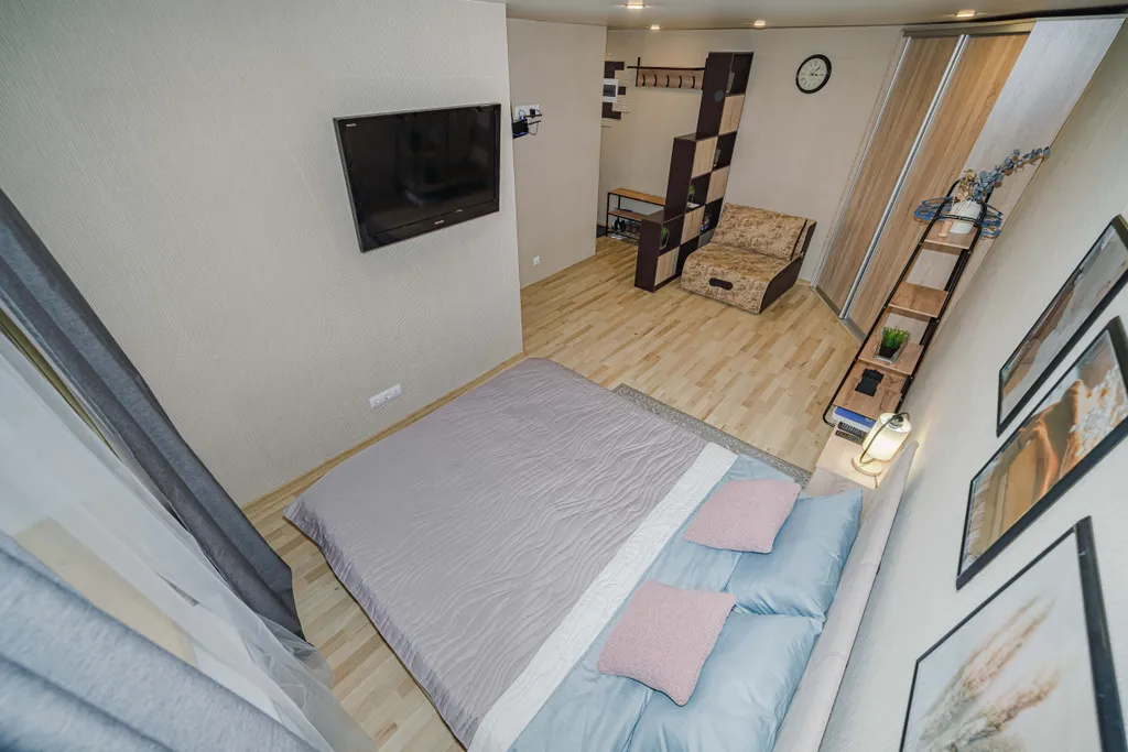 Уютная квартира у ж/д вокзала и метро