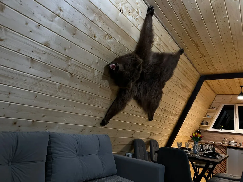 Домик с видом на горы