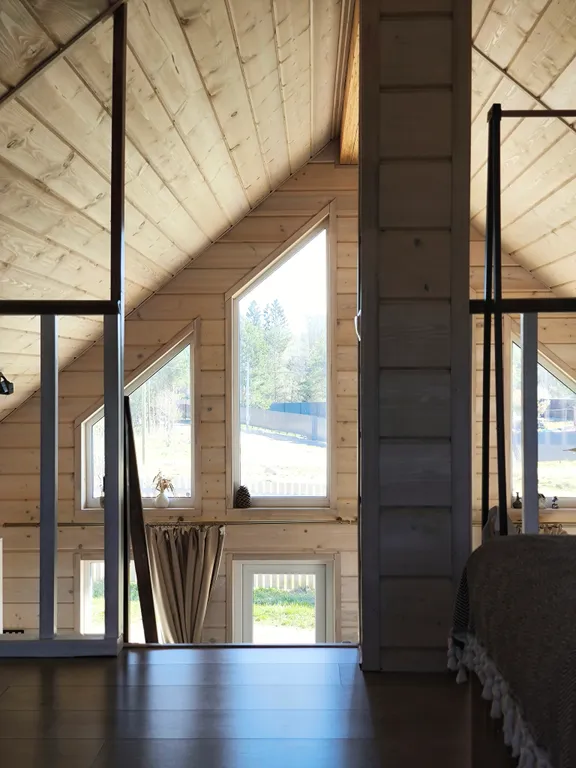 Загородный дом у озера