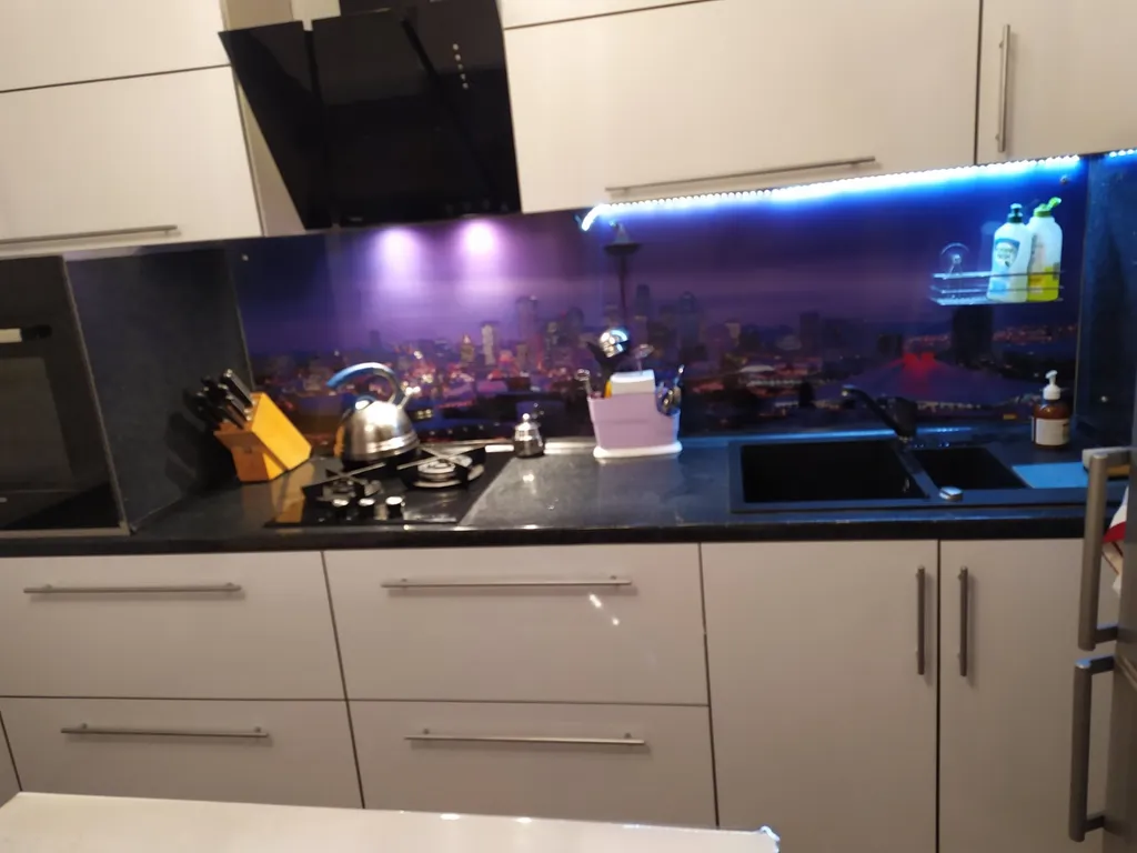 Двухкомнатная квартира возле ТЦ Грин