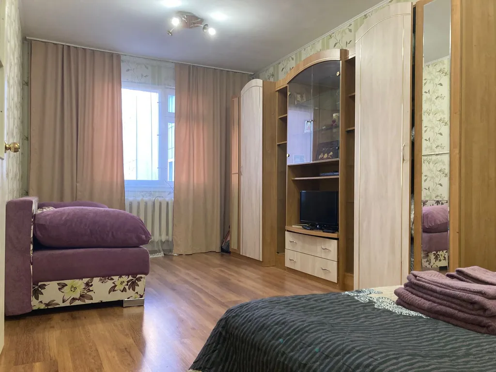 Уютная квартира в центре города — аренда посуточно в Салехард