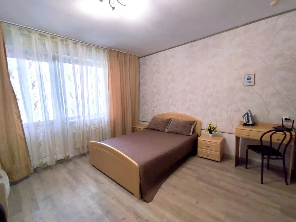 Квартира возле планеты — аренда посуточно в Красноярск