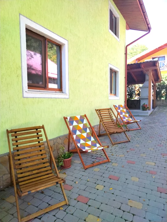 Уютный дом с видом на горы