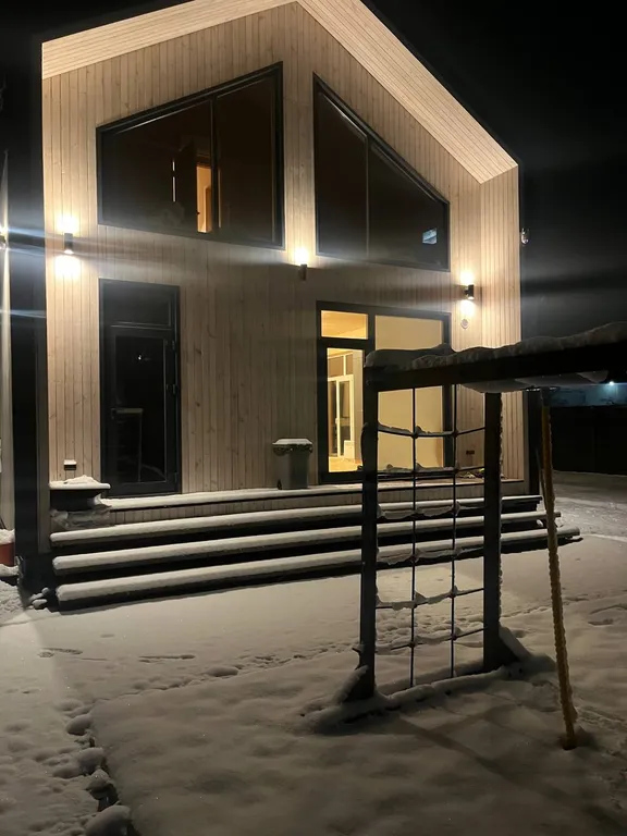 Барнхаус на берегу реки Кундыш