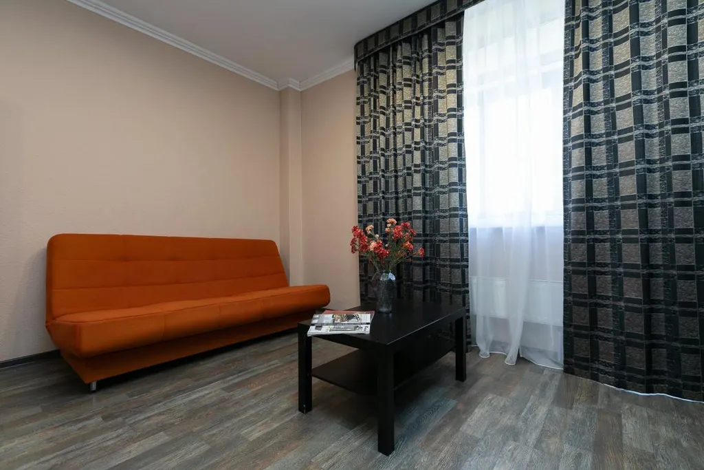 Квартира Квартира Евродвушка рядом с ТЦ Мегаполис и Южным Автовокзалом — Екатеринбург