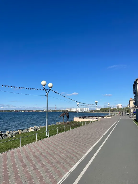 Квартира Уютная квартира с дизайнерским ремонтом на берегу озера — Челябинск