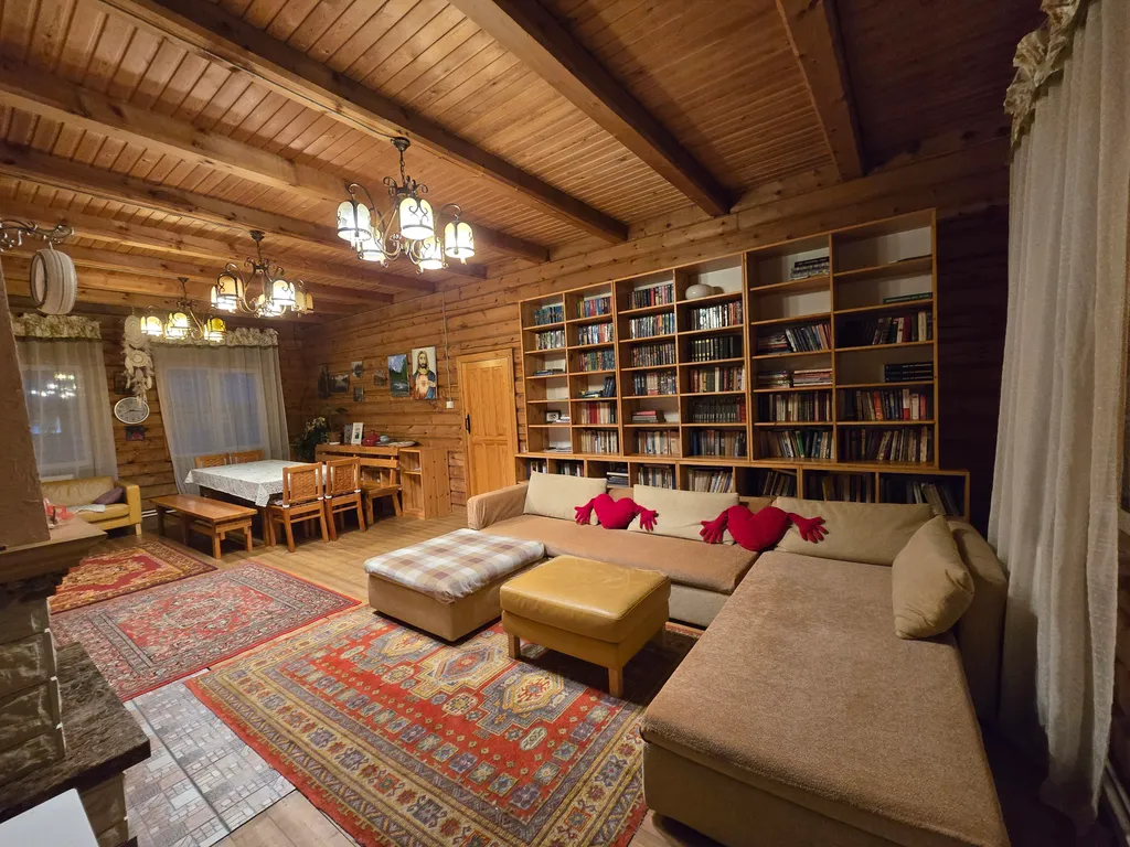 Кедровый дом на Телецком озере