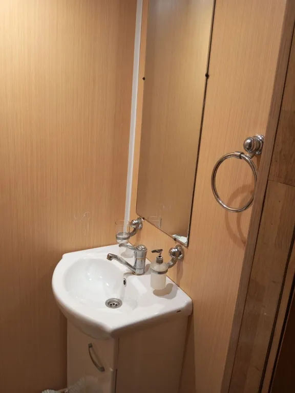 Дом с сауной и бассейном