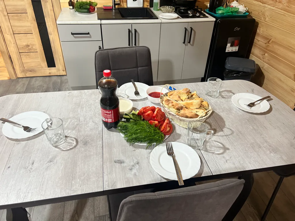 Домик в лесу с видом на горы Архыза с баней