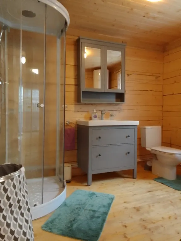 Уютный дом на 8 человек с видом на озеро