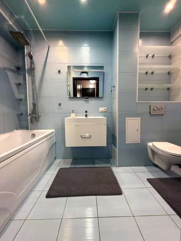 Оренрент двухкомнатная квартира на Просторной