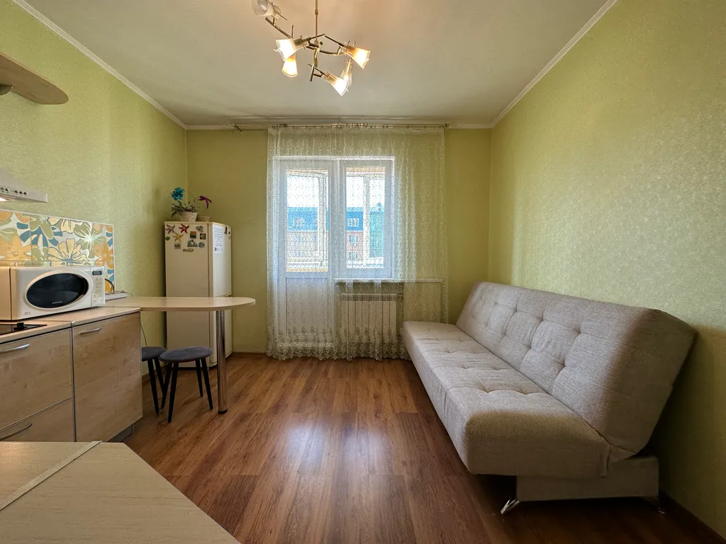 Просторная однушка на ЖД вокзале, не берем оплату за финальную уборку