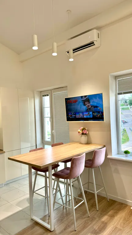 Инстаграмная студия на набережной