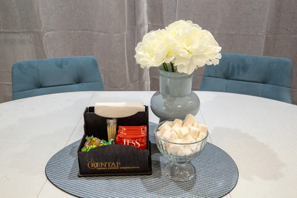 В тихом районе с удобной кроватью, гостиничный сервис, бесконтактно