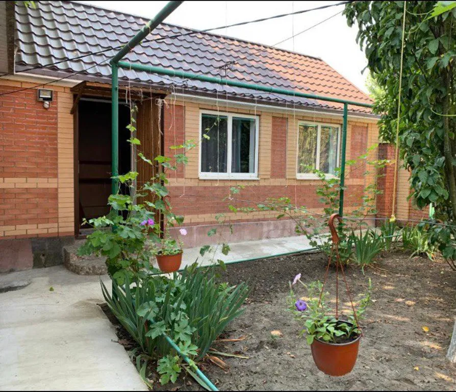 Коттедж Домик в деревне — аренда посуточно в Аксай