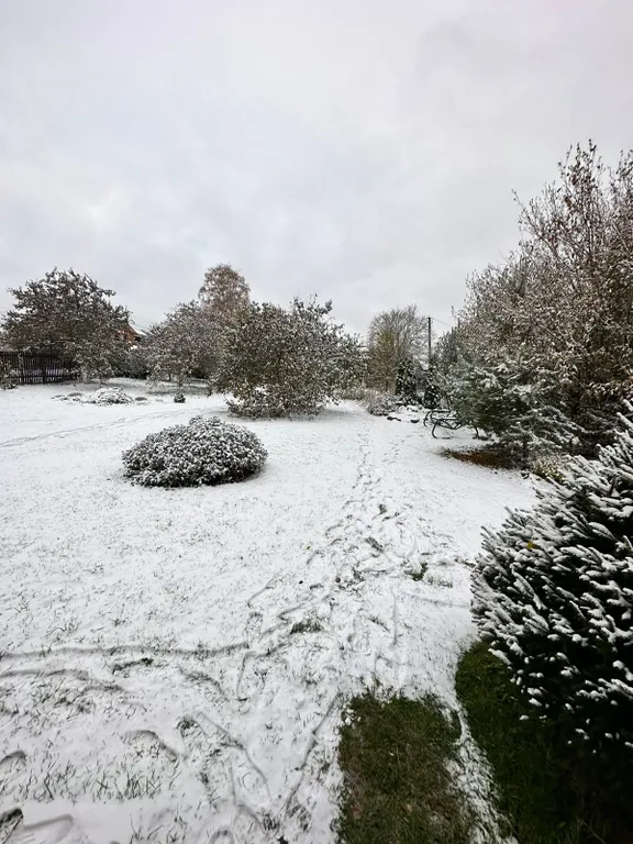 Коттедж Домик с баней в деревне — Кавголово