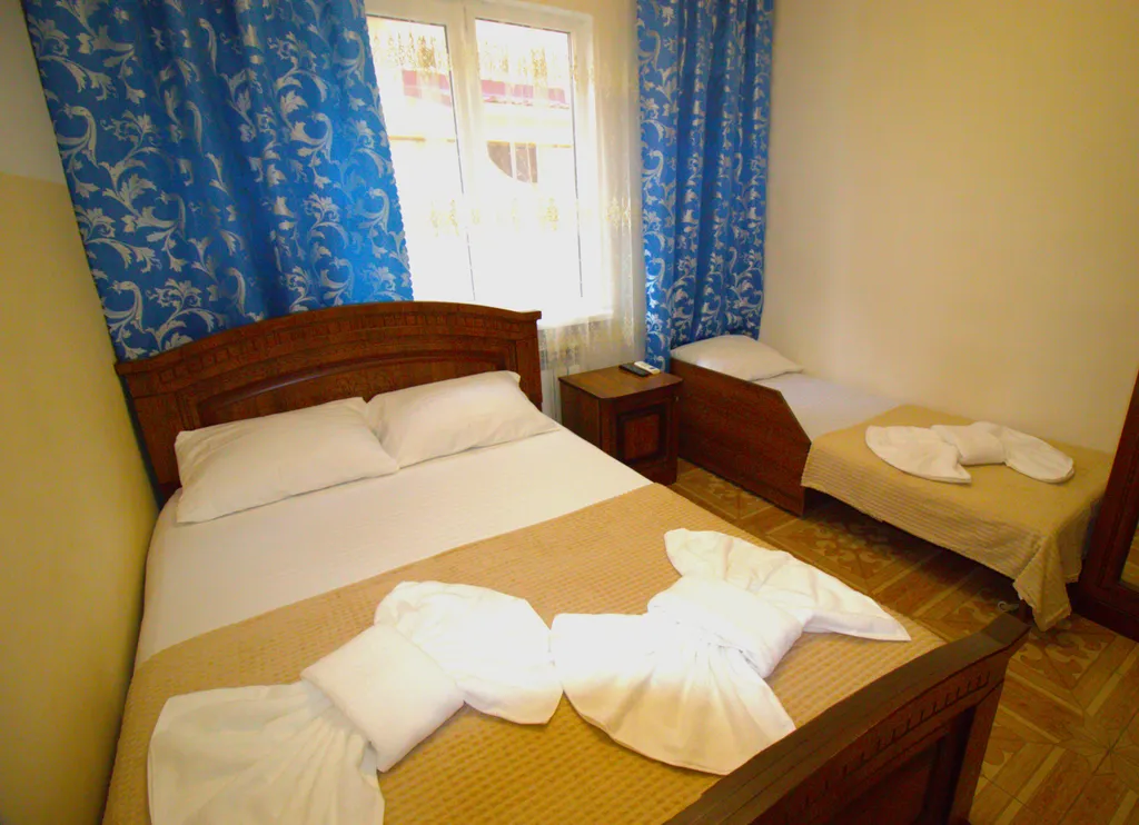 Квартира Комната — аренда посуточно в Лоо