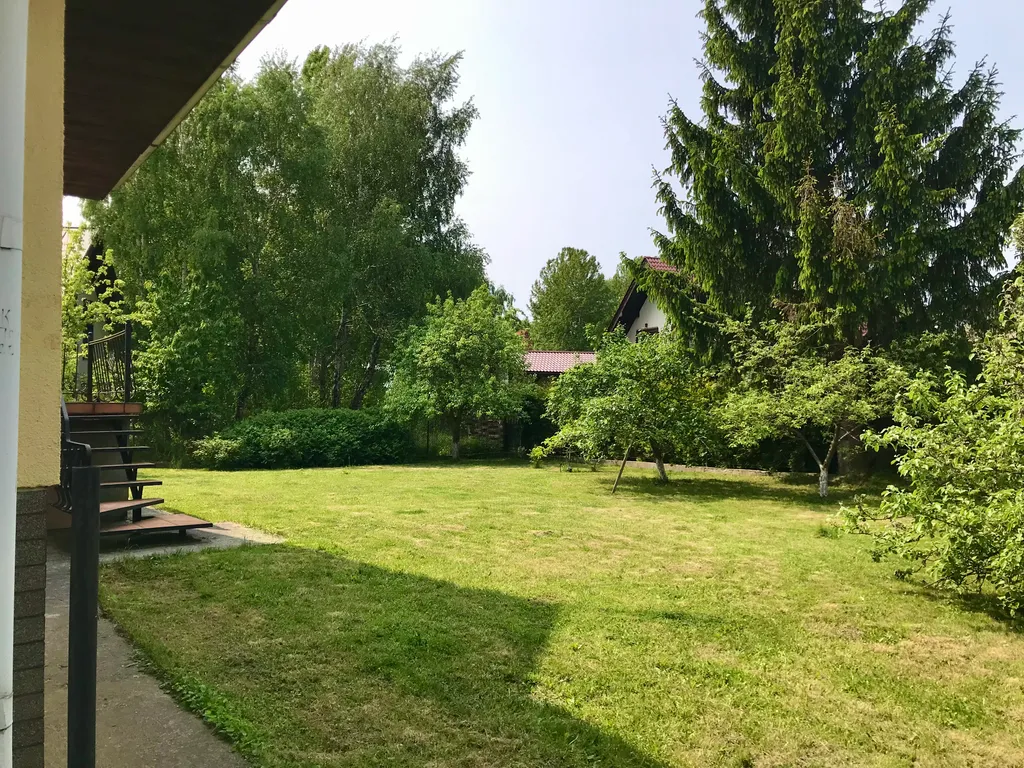 Прибрежный уголок для отдыха на природе