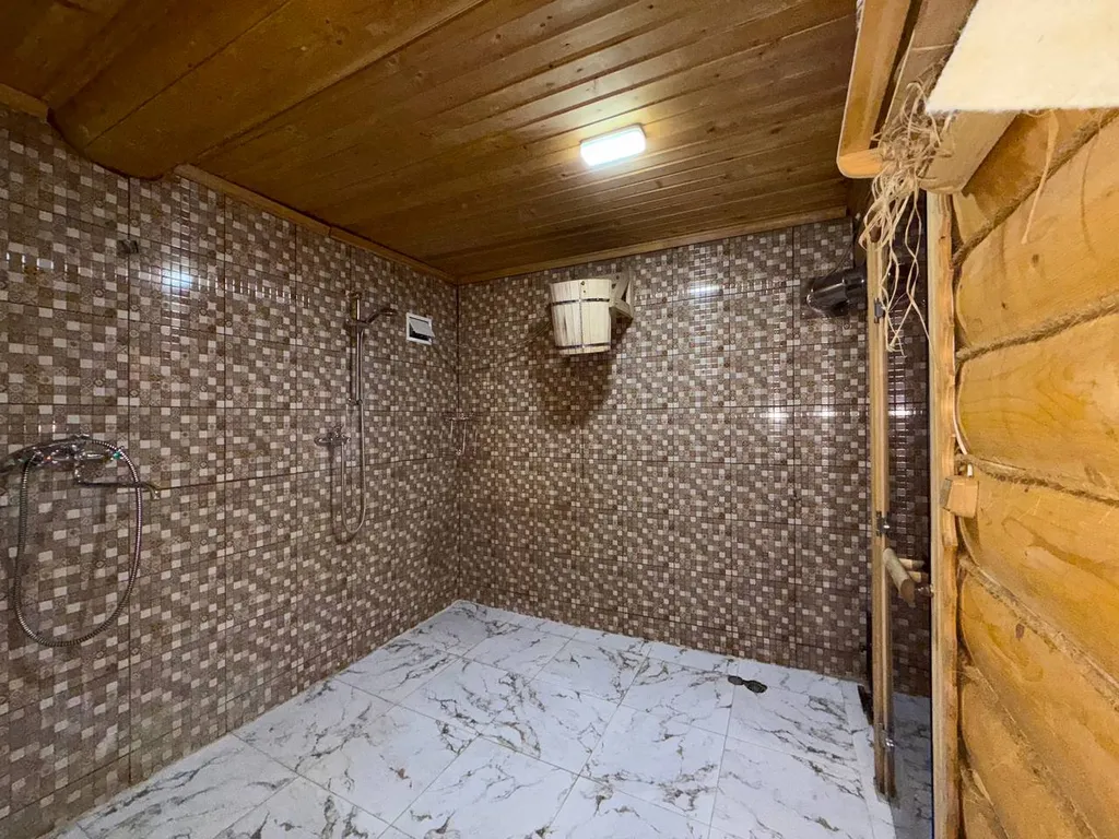 Дом для мероприятий и праздников до большой компании